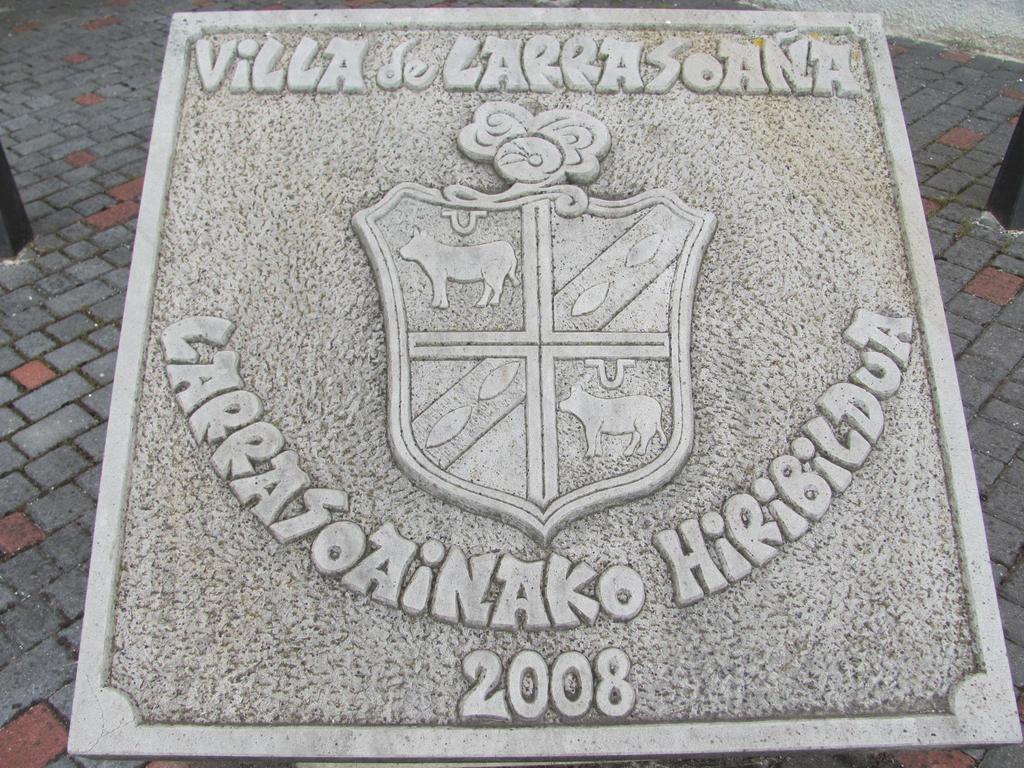 Pension El Peregrino De Larrasoana Luaran gambar
